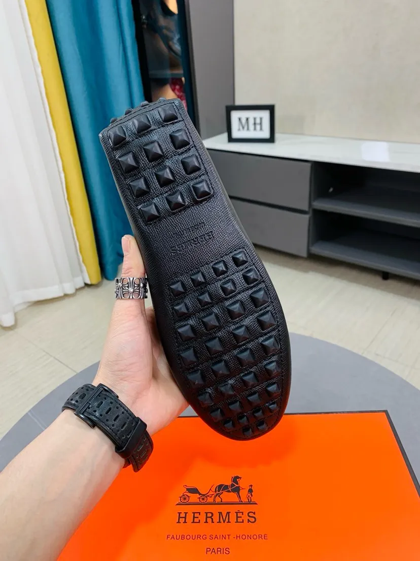 Men's men's shoes 💰458🌹🌹 Comes with packaging [Hermès] Hermès 🚹 Men's new bean slip-on shoes, full of charm, luxury style gentleman's shoes. Hermès exquisite hardware buckle accessories (❌refuse to fade) embossed design elements... interpret the brand image design concept 👑 Material imported cowhide ➕ Selected genuine leather lining ➕ Brand wear-resistant sole stitching 🔍🔍 Size: 38-44
